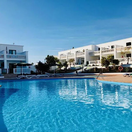 Апартаменти Apartment Florencia Mit Pool, Nahe Playa Chica Пуерто-дель-Кармен