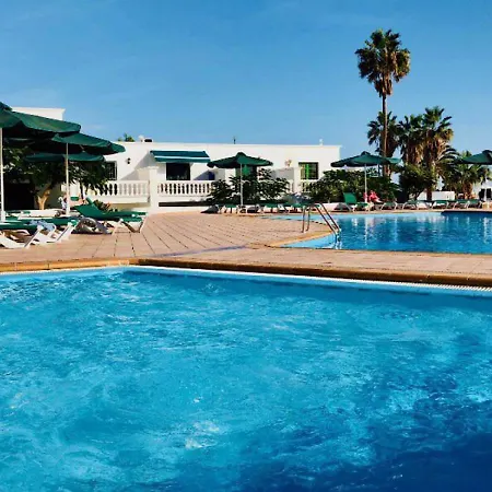 Апартаменти Apartment Florencia Mit Pool, Nahe Playa Chica *