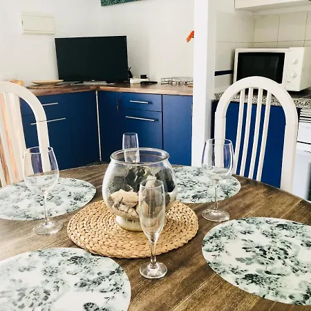 Апартаменти Apartment Florencia Mit Pool, Nahe Playa Chica